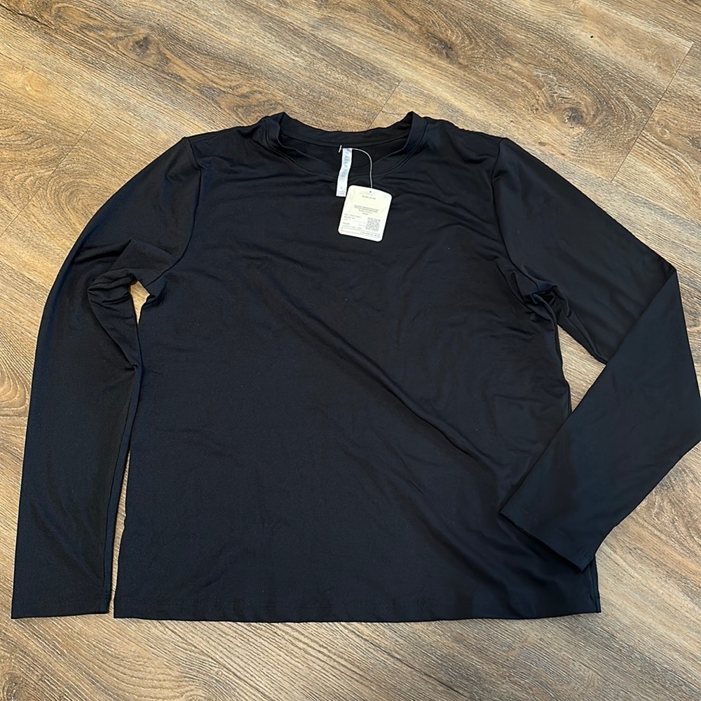 Fabletics Dry Flex Long Sleeve Tee